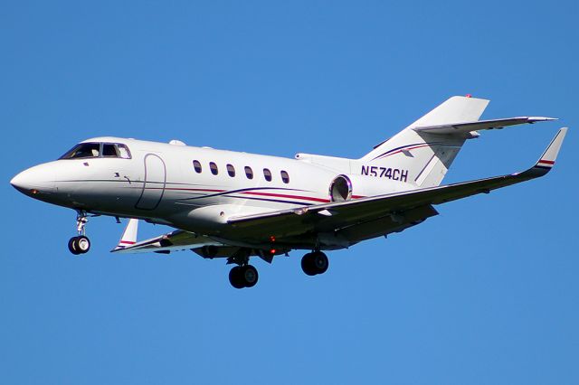 Hawker 800 (N574CH)