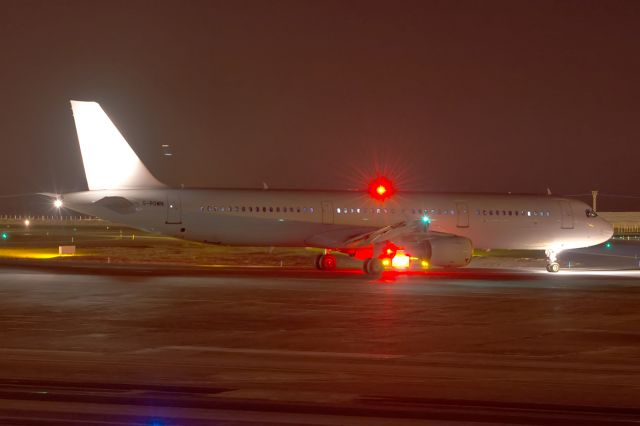 Airbus A321 (G-POWN)