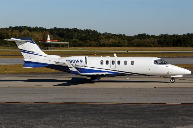 Learjet 45 (N901FP)