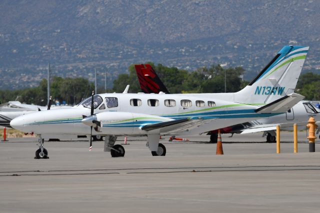 Cessna Conquest 2 (N13NW)