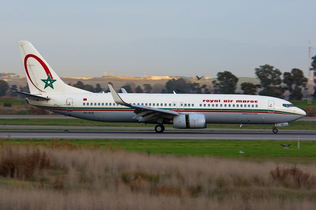 Boeing 737-700 (CN-ROE)