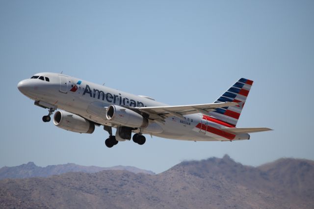 Airbus A319 (N803AW)