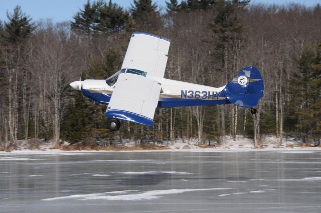 CHRISTEN Husky (N363HY) - Launching off a frozen pond   Winds gusting to 25