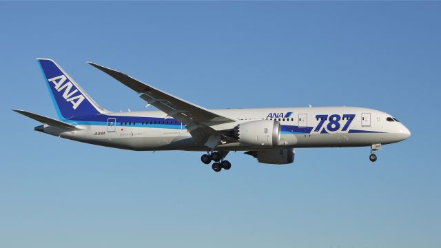 Boeing 787-8 (JA818A) - BOE512 on final approach to runway 16R on a sunny but cold afternoon 1/16/13.  (LN:83 c/n 34495).