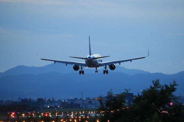 Airbus A321 (JA111A) - August 13th 2020:HND-HKD.