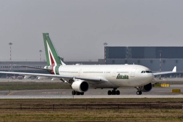 Airbus A330-300 (EI-EJK)