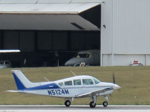 Beechcraft Sundowner (N5124M) - Take off runway 28.