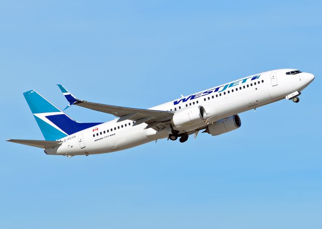 Boeing 737-800 (C-FCSX)