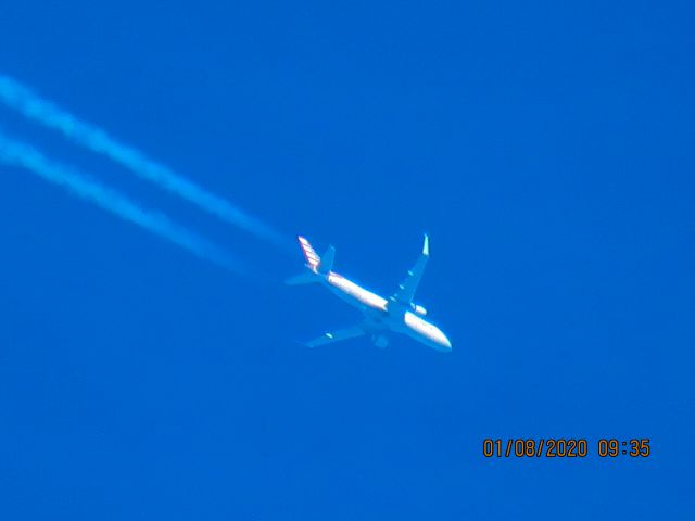 Embraer 175 (N283NN)