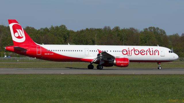 Airbus A321 (OE-LCC)