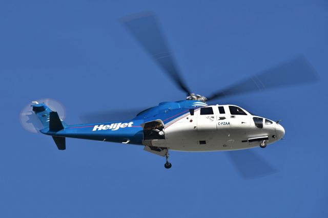 Sikorsky S-76 (C-FZAA)