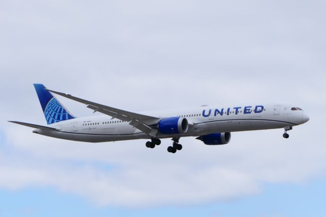 BOEING 787-10 Dreamliner (N14011)