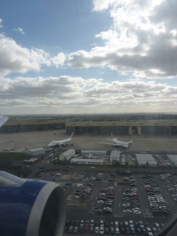 Boeing 747-200 —