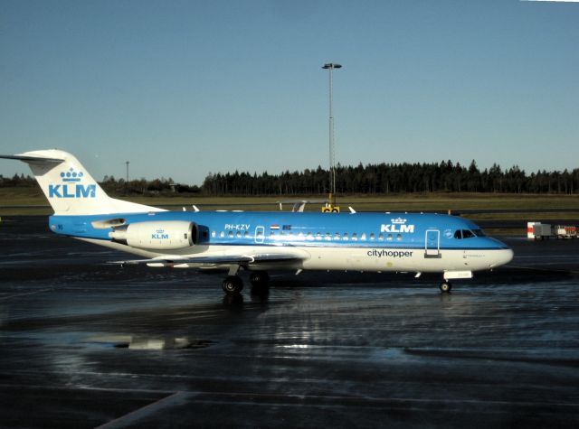 Fokker 70 (PH-KZV)