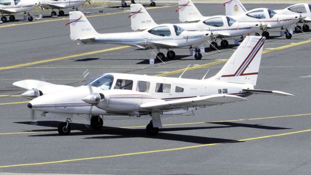 Piper Seneca (VH-COU) - Piper PA-34-200T VH-COU Jandakot 7/12/18