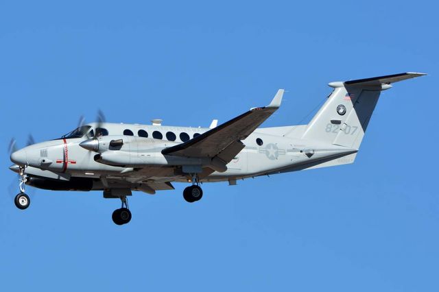 16-8207 — - Marine Corps Beech UC-12W BuNo 168207 of VMR-2 based at MCAS Miramar at Phoenix Sky Harbor on January 24, 2016.  