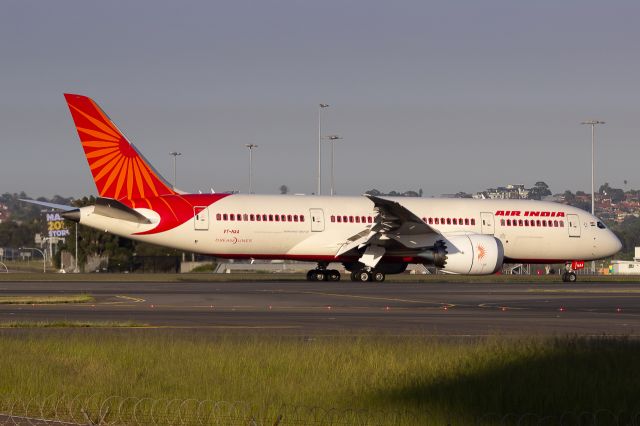 Boeing 787-8 (VT-NAA)