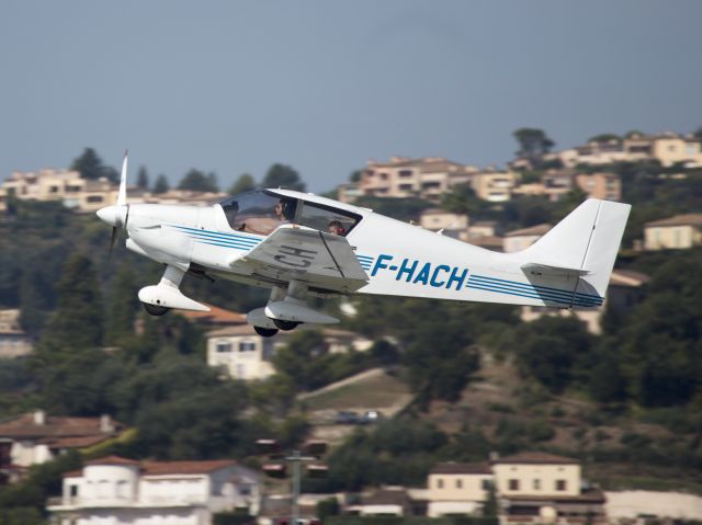 ROBIN President (DR-500) (F-HACH) - Departure runway 17 at Cannes, France.