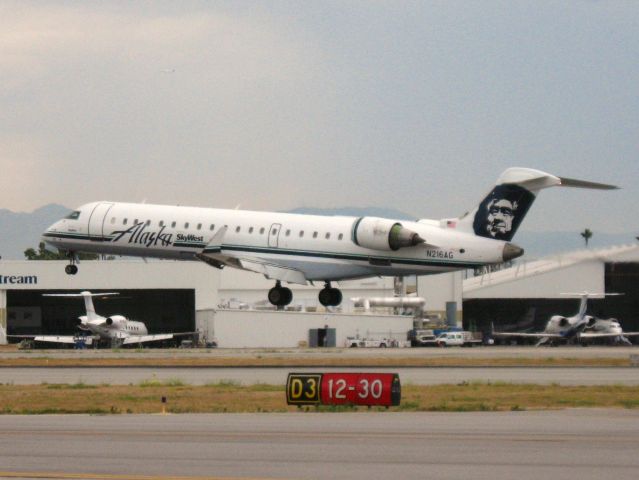 Canadair Regional Jet CRJ-200 (N216AG) - KLGB