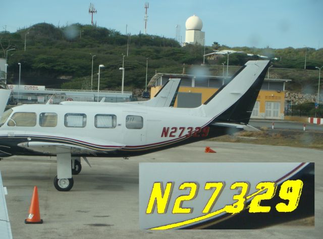 Piper Navajo (N27329) - Curacao