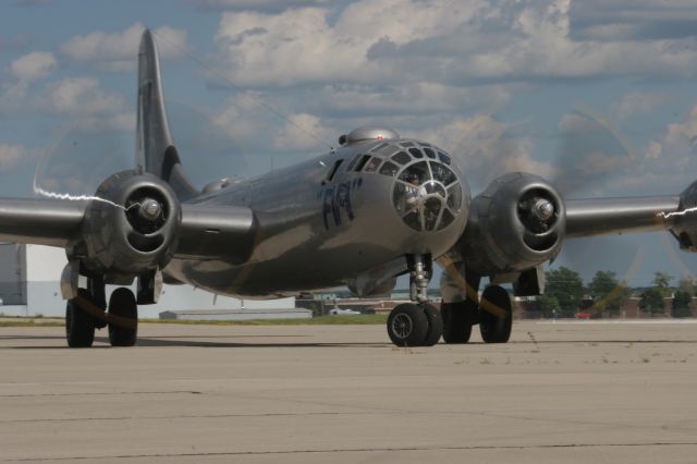 Boeing B-29 Superfortress (NX529B)