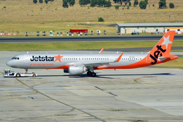 Airbus A321neo (VH-OFL)