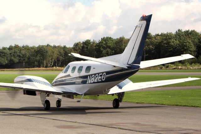 Beechcraft Duke (N82EC)