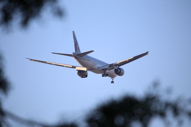 Boeing 777-200 (A7-BFV)