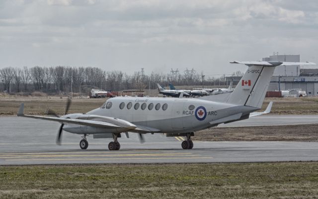 Beechcraft 35 Bonanza (C-GPDC)