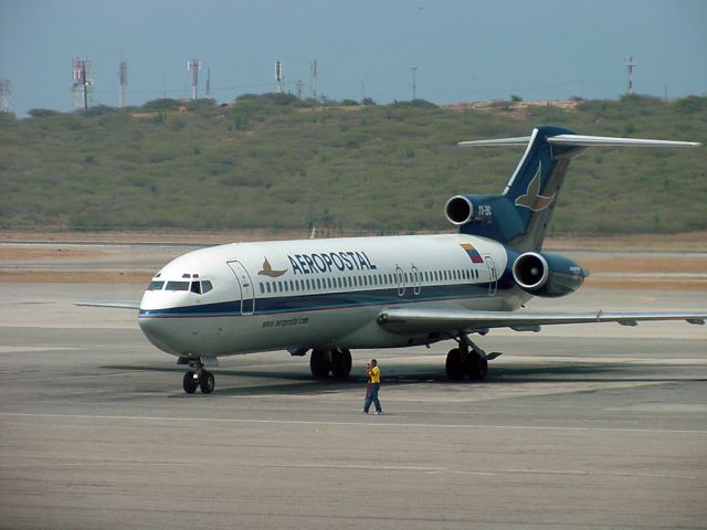 Boeing 727-100 (YV18C) - Aeropostal´s Old Livery.