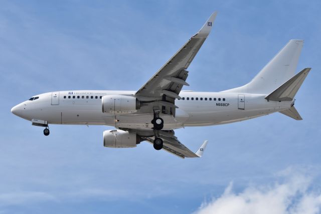 Boeing 737-700 (N668CP) - 23-L 03-17-22