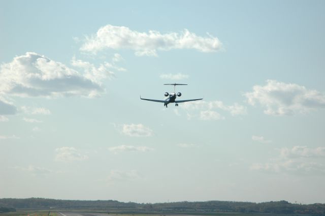 Canadair Regional Jet CRJ-700 —