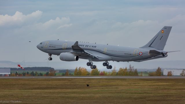 Airbus A330-200 (F-UJCI)
