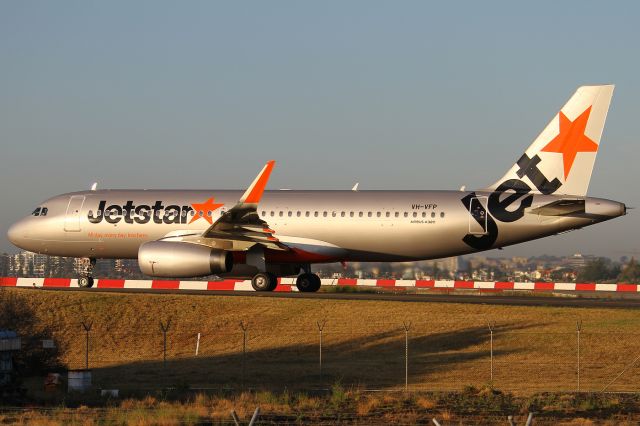 Airbus A320 (VH-VFP)