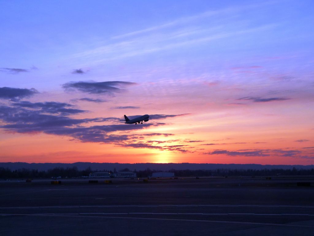 Airbus A320 — - Sunset at PDX.