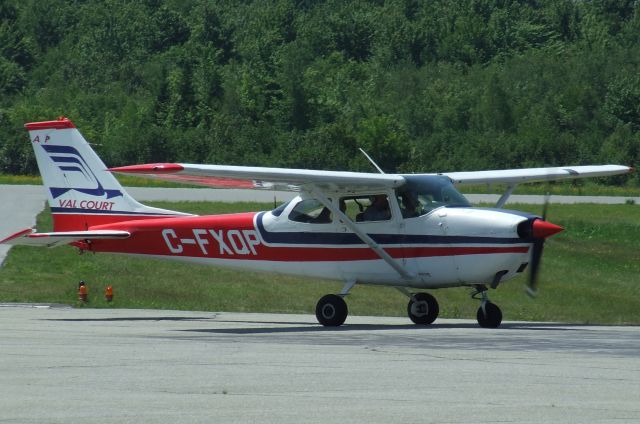 Cessna Skyhawk (C-FXQP)