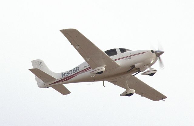 Cirrus SR-20 (N938R)