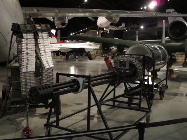 Fairchild-Republic Thunderbolt 2 (AF681) - GAU-8 30mm, 75 rnds/sec "THE GUN"