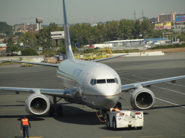 Boeing 737-800 (N78524)