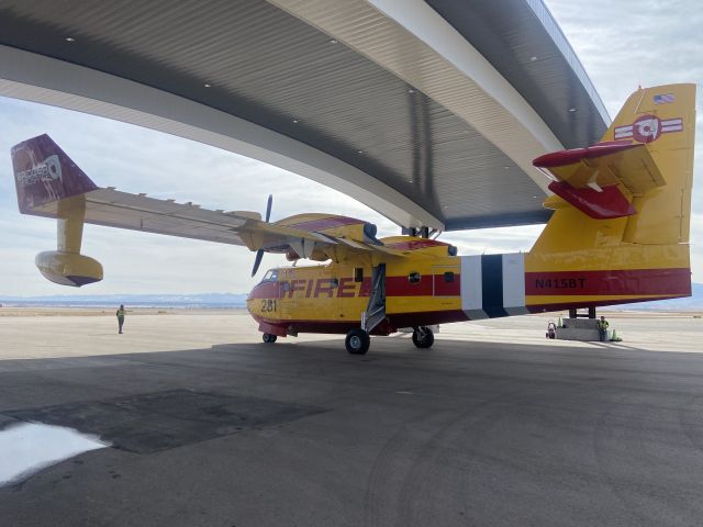 Canadair CL-41 Tutor (N415BT)