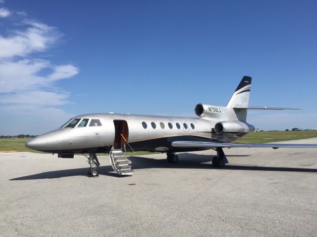 Dassault Falcon 50 (N750LQ)