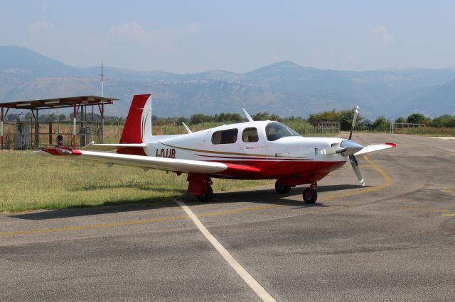 Mooney M-20 Turbo (I-OJJB)