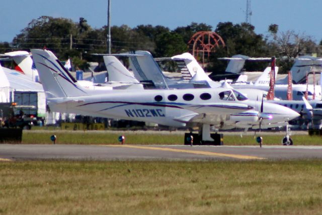 Cessna 340 (N102WC) - Lining up to depart rwy 07 on 23-Oct-14 heading for KDAN.