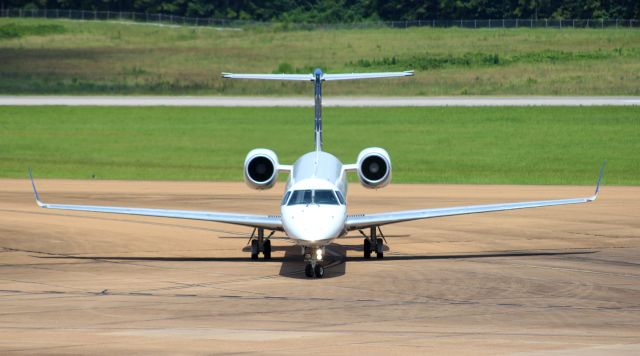 Embraer EMB-145XR (N14174)