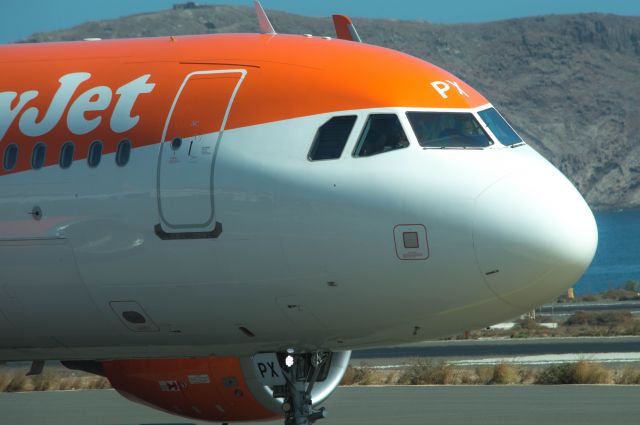 Airbus A320 (G-EZPX) - IV OPEN DAY aeropuerto de Gran Canaria