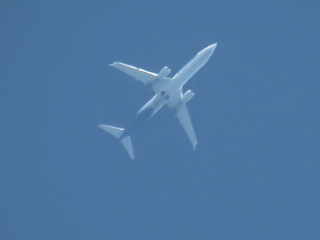 Boeing 737-900 (N285AK)