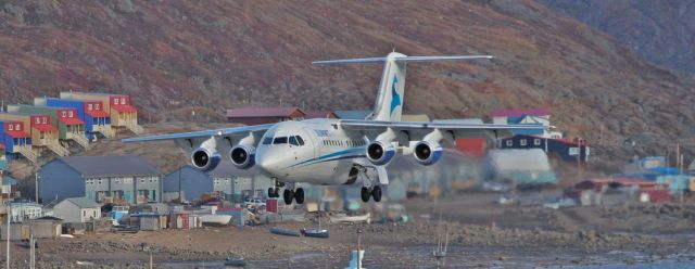 Avro Avroliner (RJ-85) (C-FLRJ)