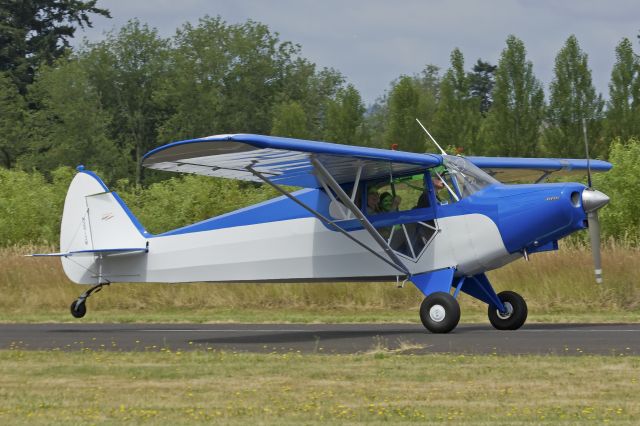 Piper PA-12 Super Cruiser (N2913M) - Piper PA-12 Landing Starks Twin Oaks Airpark. 7-6-13