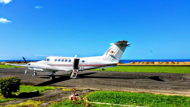 Beechcraft Super King Air 200 (8P-EAL) - Beechcraft Kingair 200  8P-EAL Executive Air