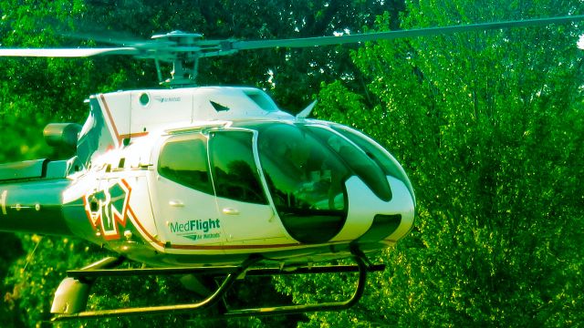 Eurocopter EC-130 (N208SH)
